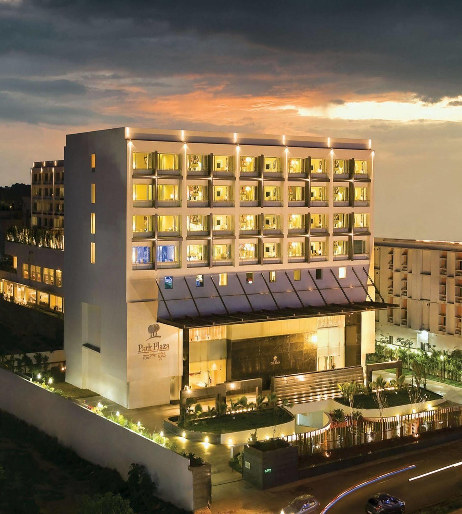 Hotel Radisson Blu Bengaluru Outer Ring Road Exteriér fotografie